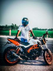 UM Xtreet R